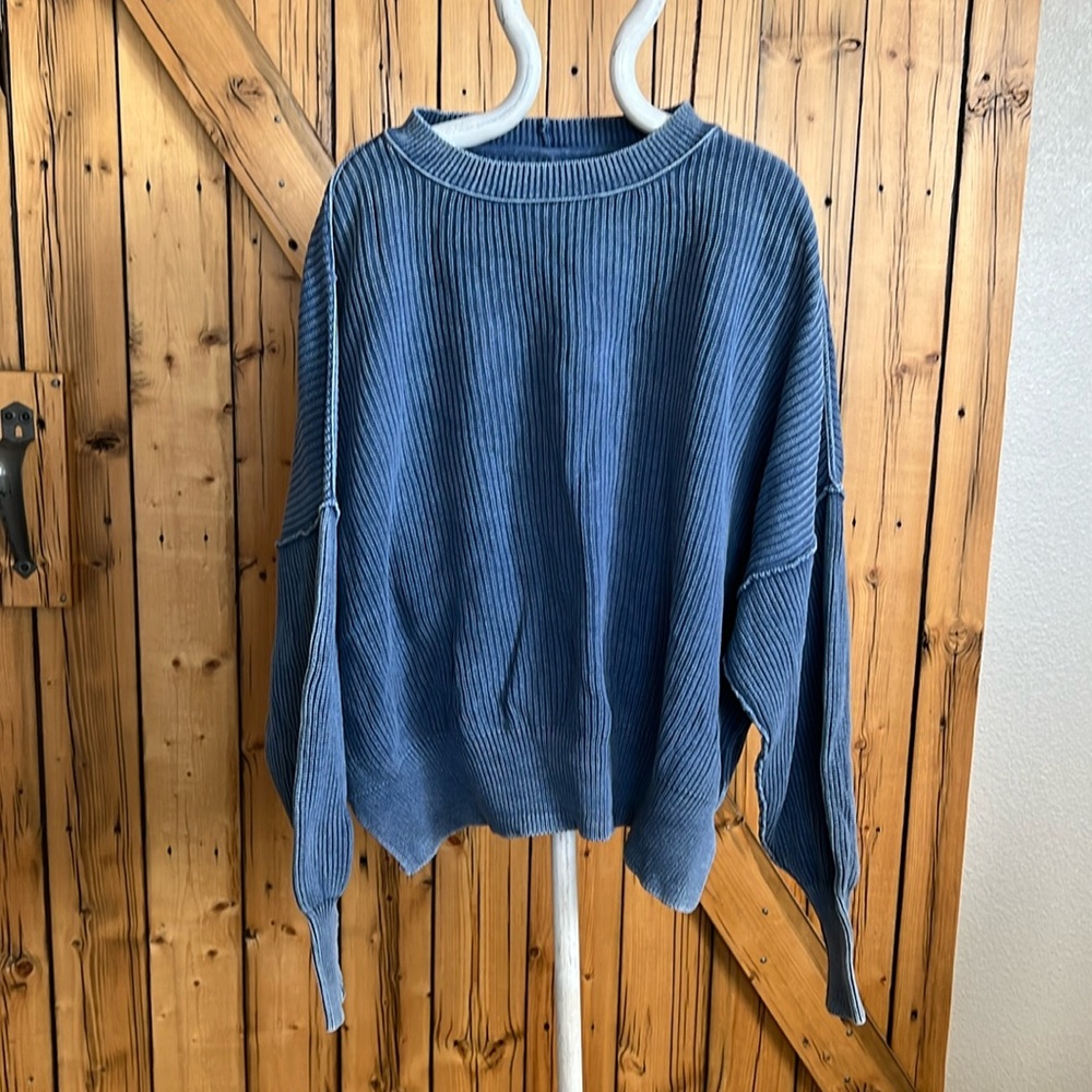 Aerie Sweater oversized blue size Large Women’s